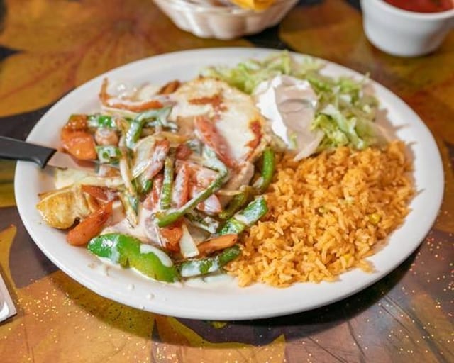 Arroz Con Pollo.